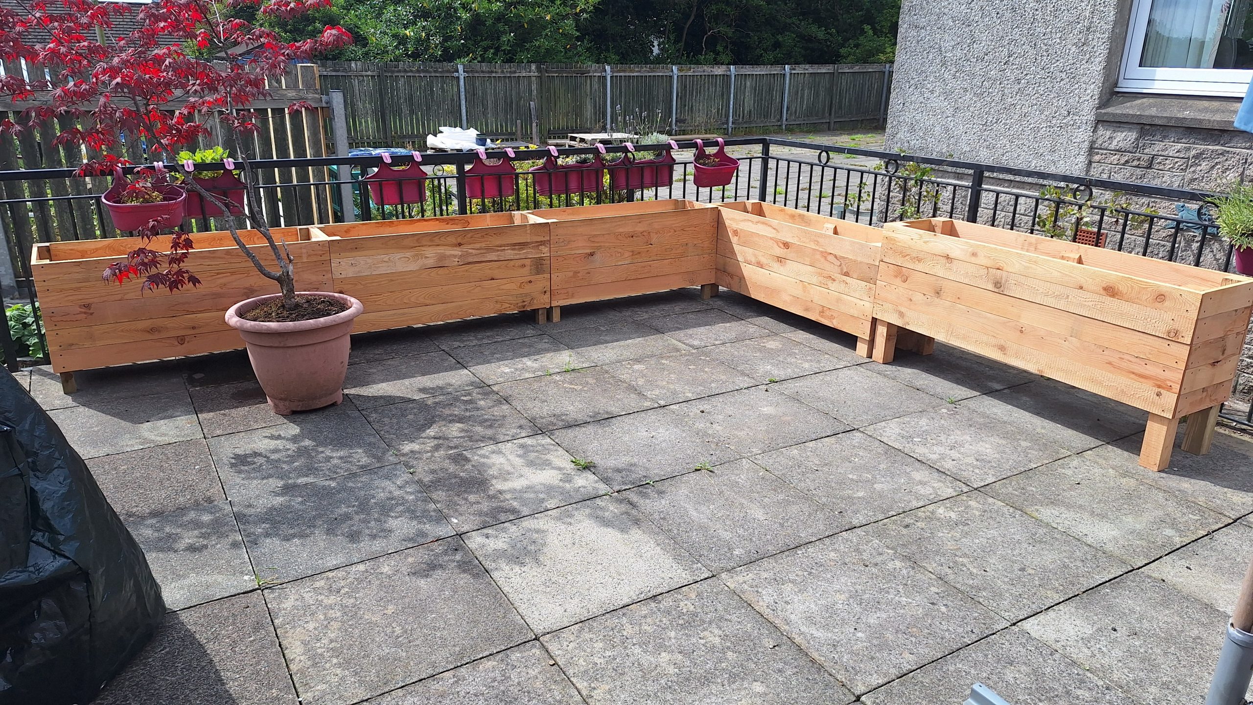 Planters for Struan Lodge